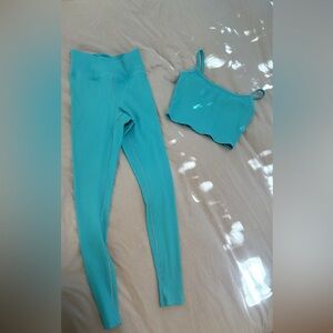 Year of ours workout set size small